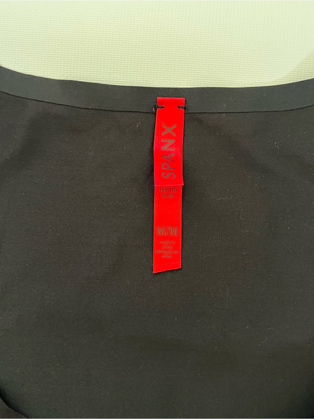 SPANX Black Scoop Neck Tank Top - Picture 4 of 4